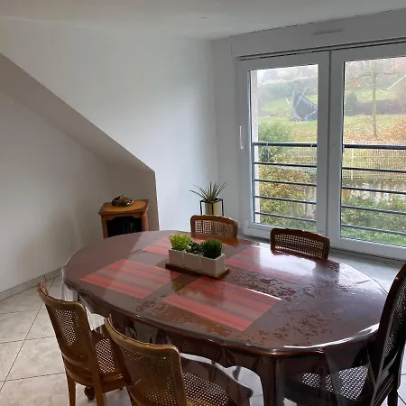 Des Ruisseaux Macheren